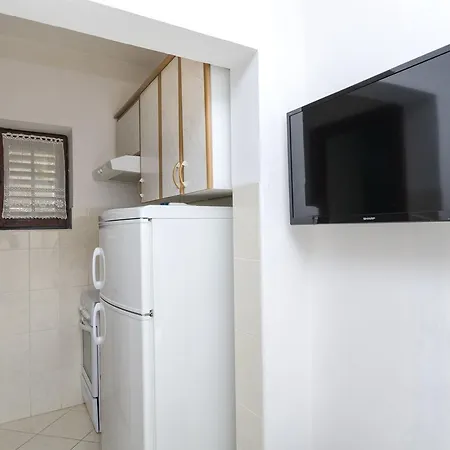 Mime Apartment *